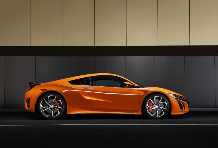  Honda NSX 2019 года  (AU) (фото 4 из 40)